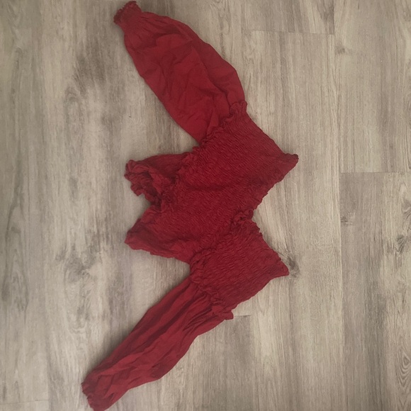 red zara smocked long sleeve top - Picture 1 of 4